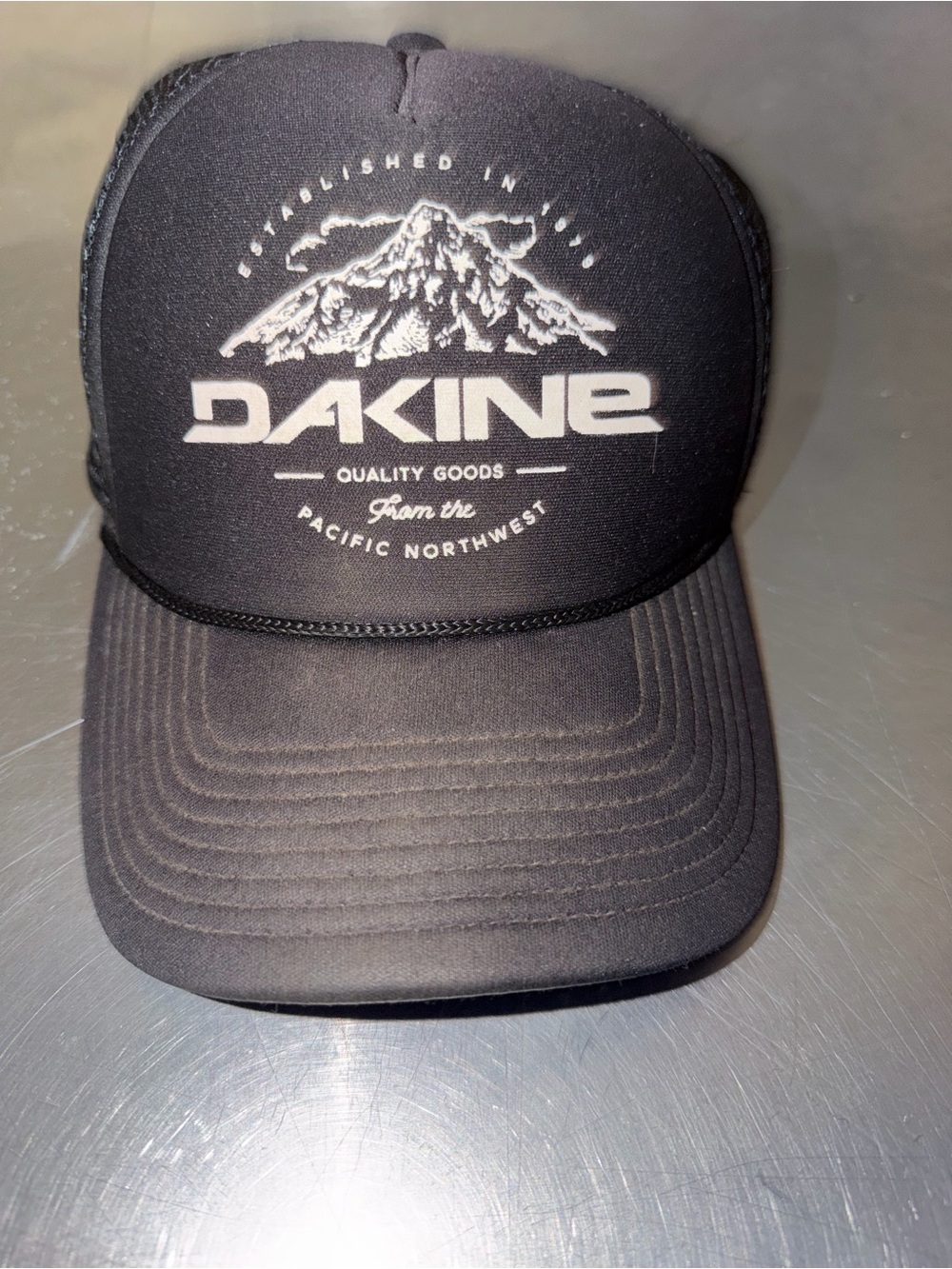 Dakine Black Mesh-Back Hat with Mountain Logo